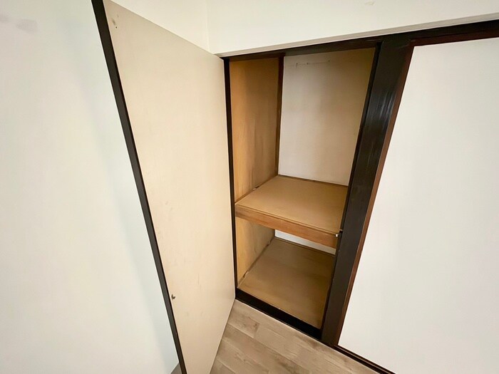 物件内観写真14　(収納)