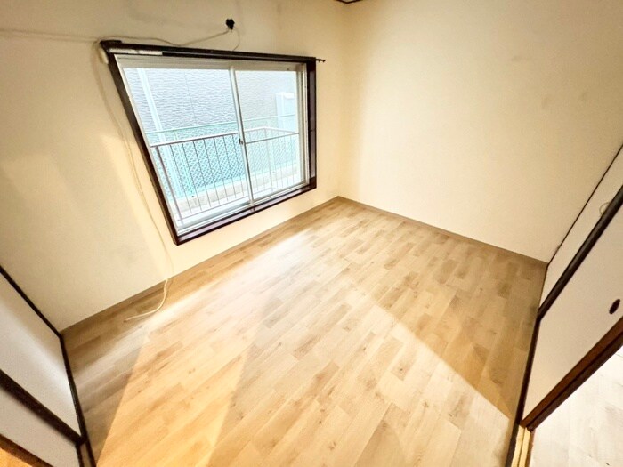 物件内観写真15　(居室)