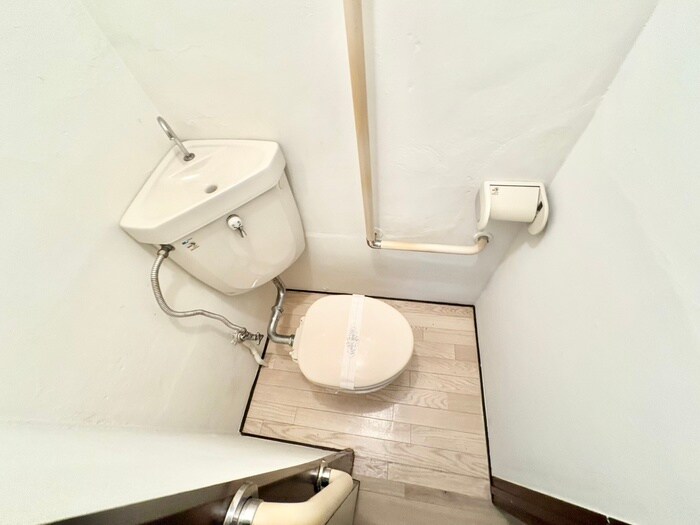 物件内観写真16　(トイレ)