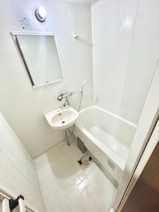 物件内観写真8　(バス／シャワールーム等)