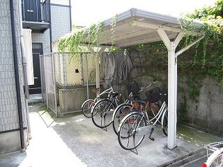 物件外観写真3　(駐輪場)