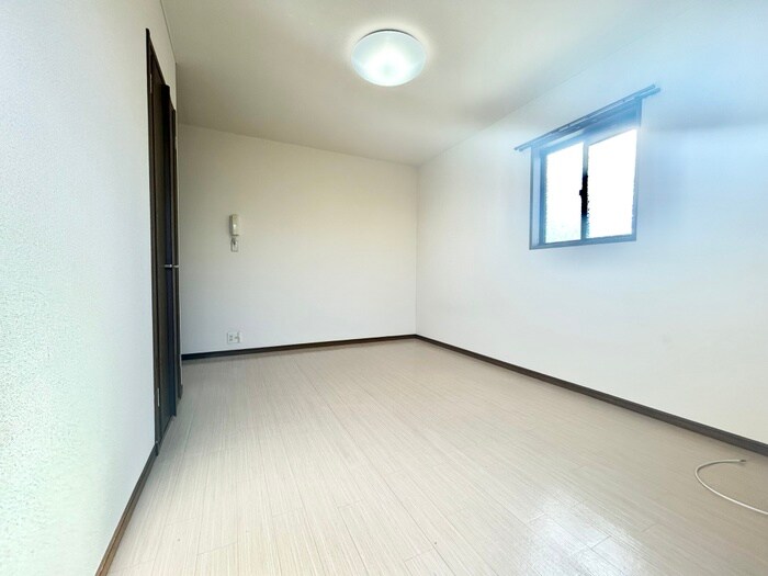 物件内観写真11　(居室)