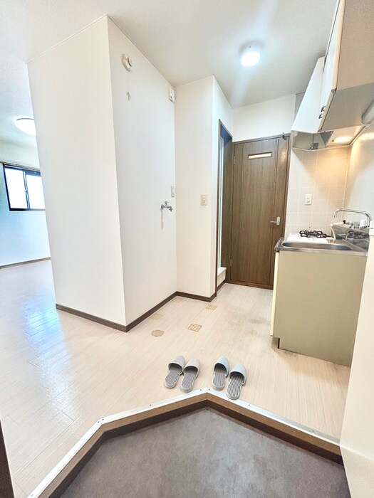 物件内観写真21　(廊下)