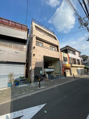 テナント　ロイヤル外観写真