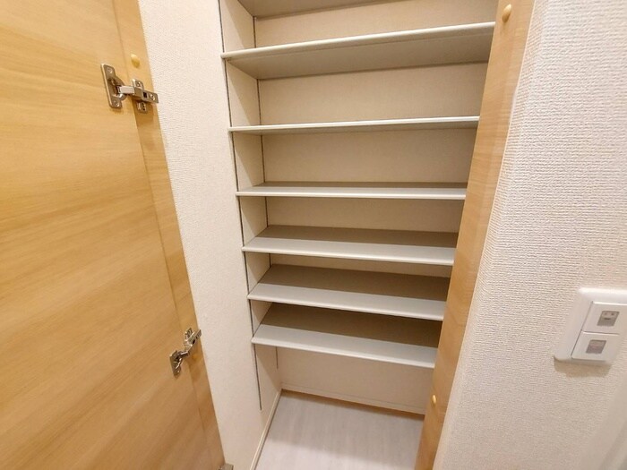 物件内観写真20　(靴箱)
