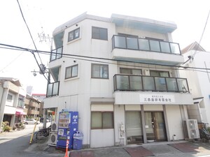 メゾン 松山外観写真