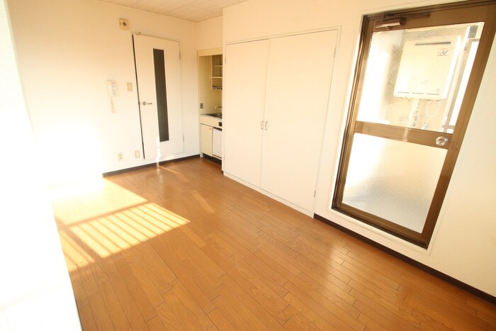 物件内観写真11　(居室)