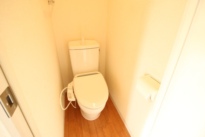 物件内観写真13　(トイレ)