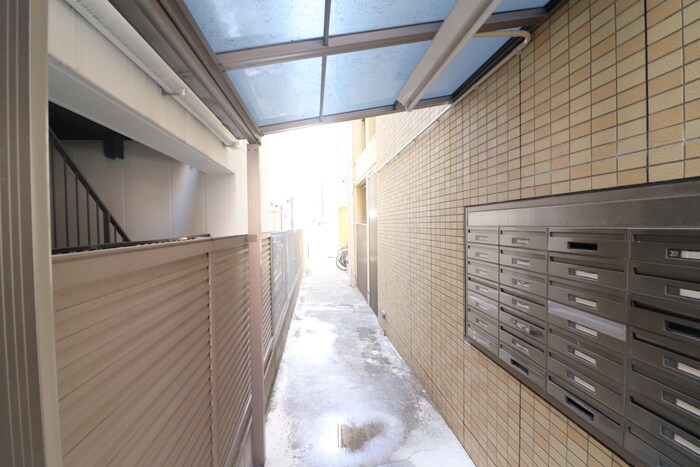 物件外観写真3　(駐輪場)