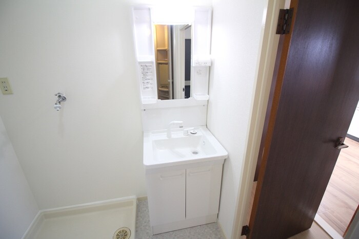 物件内観写真12　(洗面)