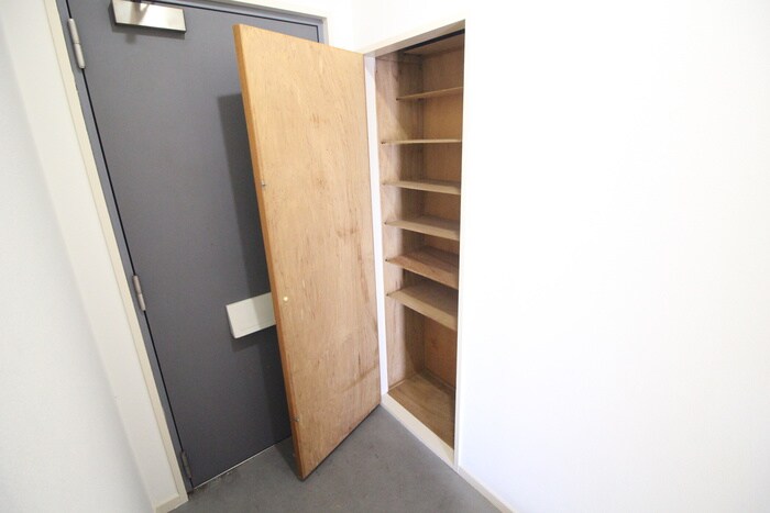 物件内観写真16　(靴箱)