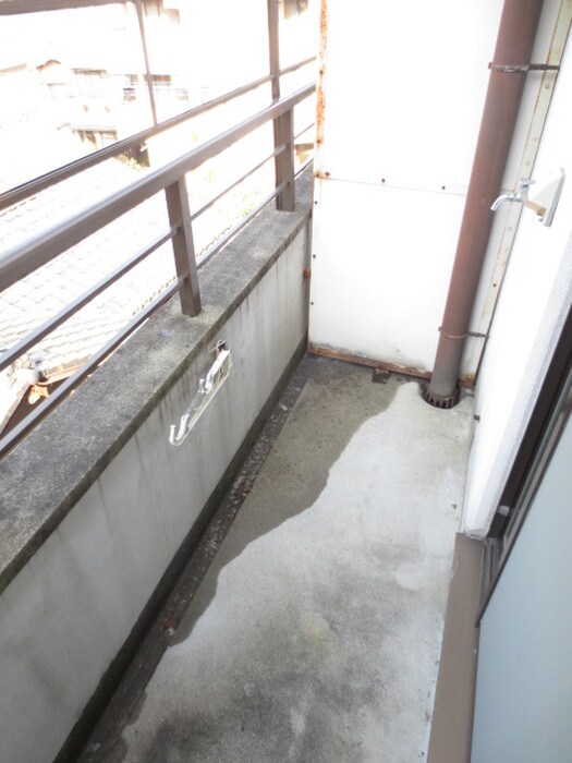 物件内観写真13　(洗濯機置場)