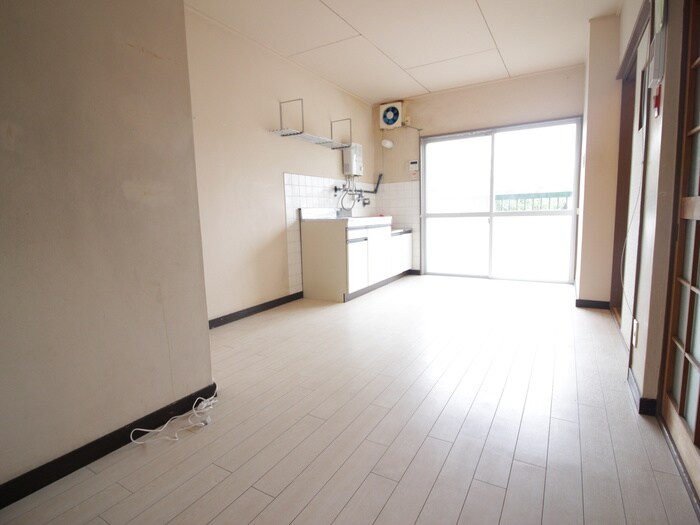 物件内観写真7　(居室)