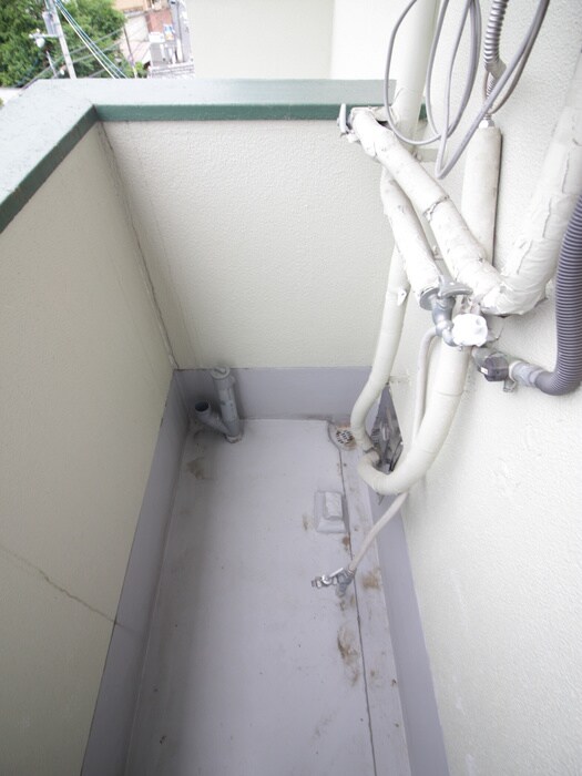 物件内観写真18　(洗濯機置場)