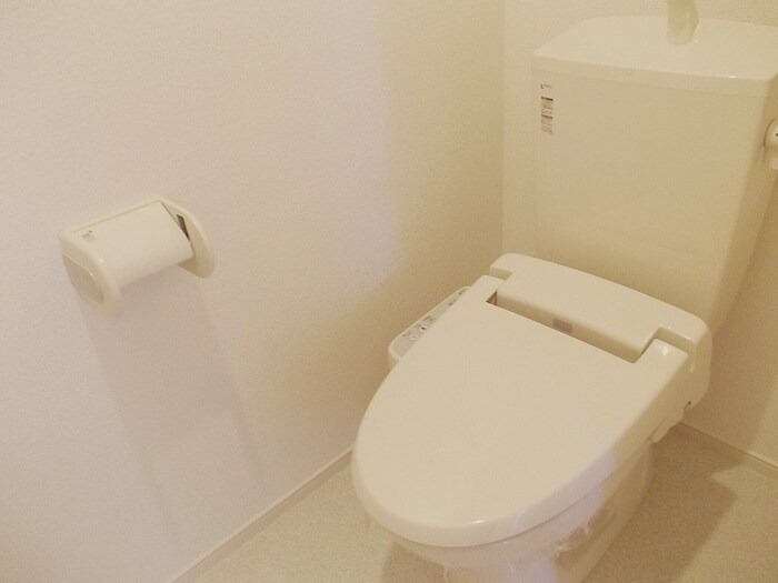 物件内観写真11　(トイレ)