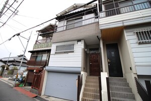 亀井町４丁目借家外観写真