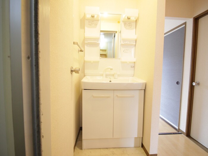 物件内観写真9　(洗面)