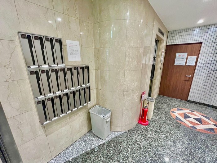 物件外観写真6　(建物設備)