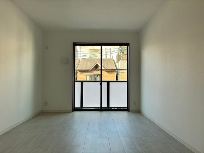 物件内観写真4　(居室)