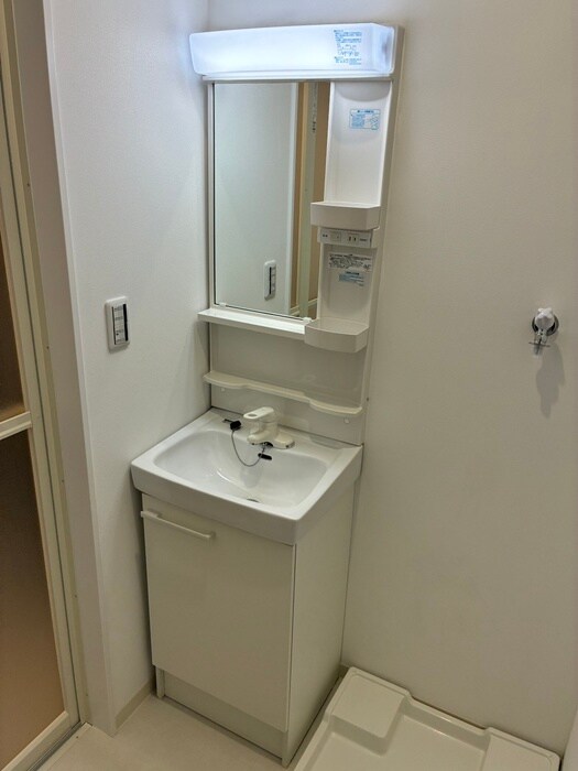 物件内観写真7　(洗面)