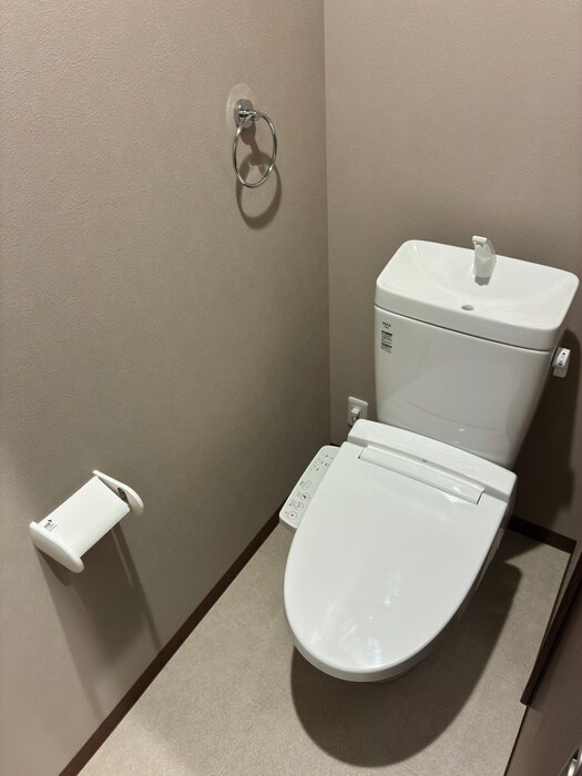 物件内観写真12　(トイレ)