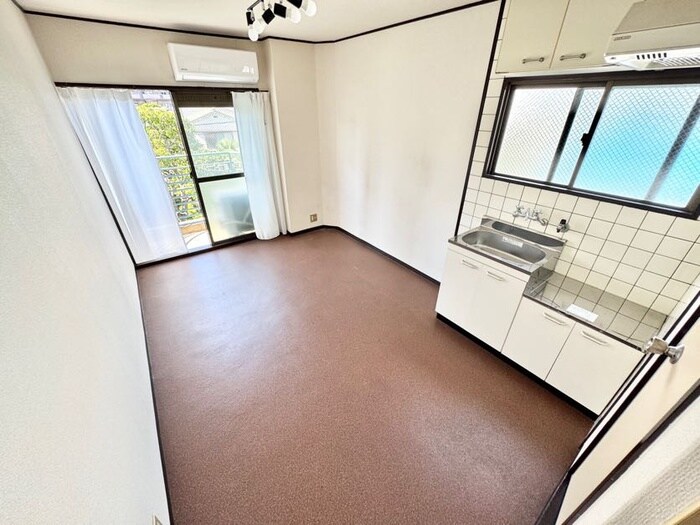 物件内観写真7　(居室)