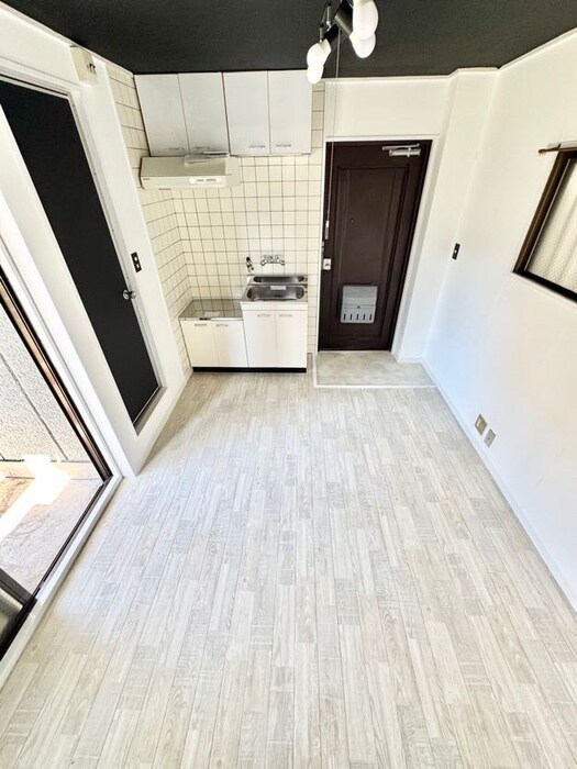 物件内観写真9　(居室)