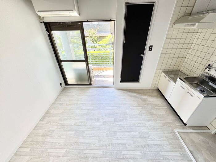 物件内観写真14　(居室)