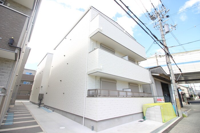 物件外観写真1　(外観写真)