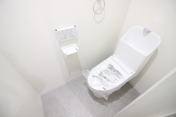 物件内観写真14　(トイレ)