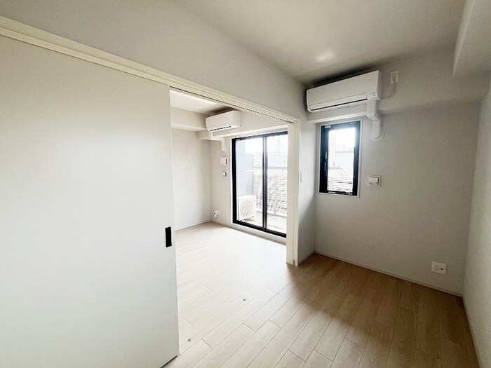 物件内観写真12　(居室)