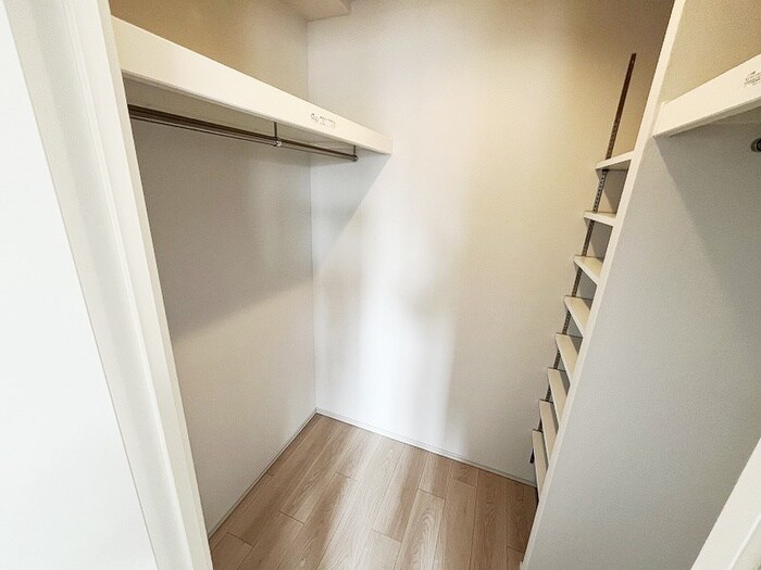 物件内観写真16　(収納)