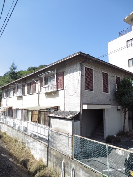ハイツ西小路外観写真