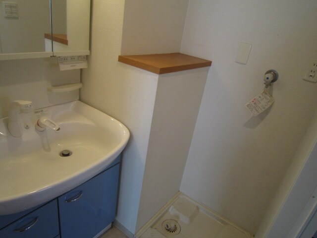物件内観写真10　(洗面)