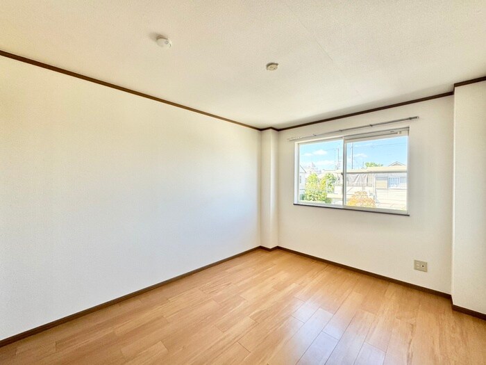 物件内観写真18　(居室)