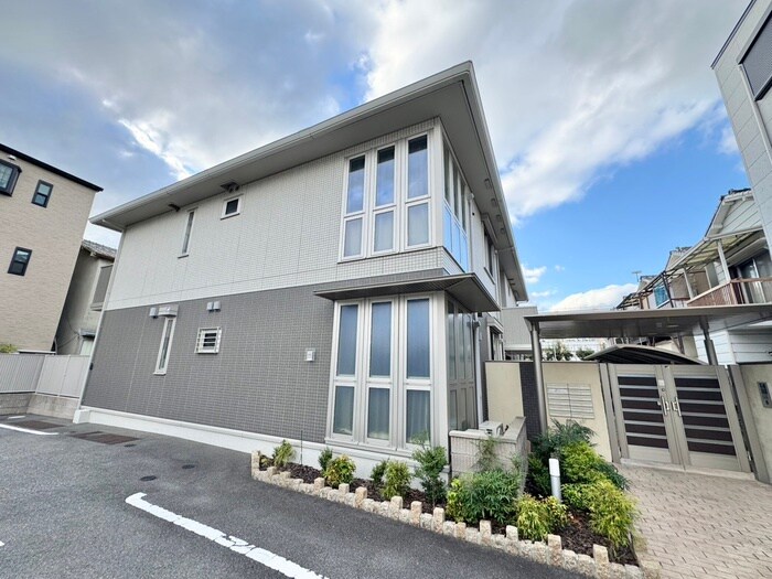 物件外観写真1　(外観写真)