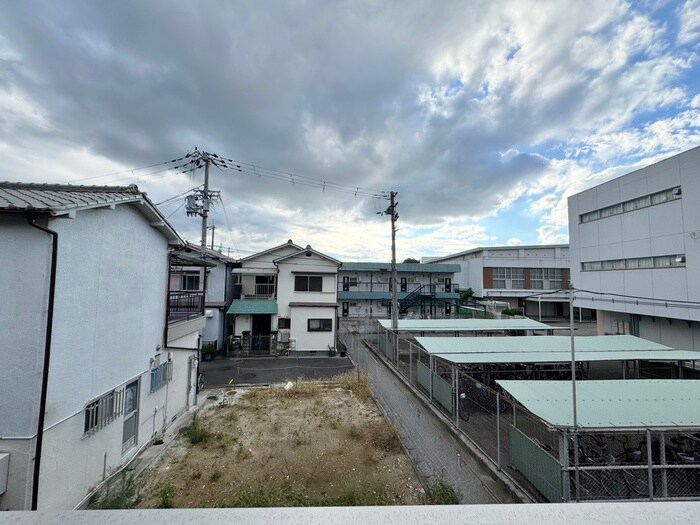 物件内観写真22　(室内からの展望)