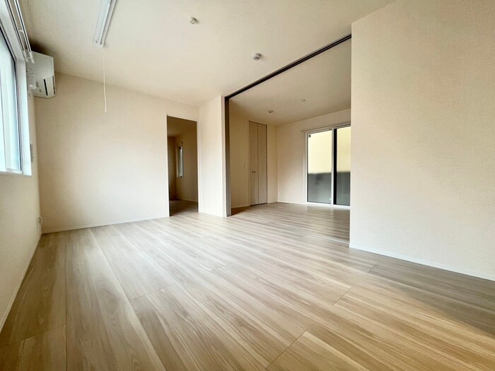 物件内観写真8　(居室)