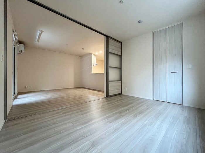 物件内観写真8　(居室)