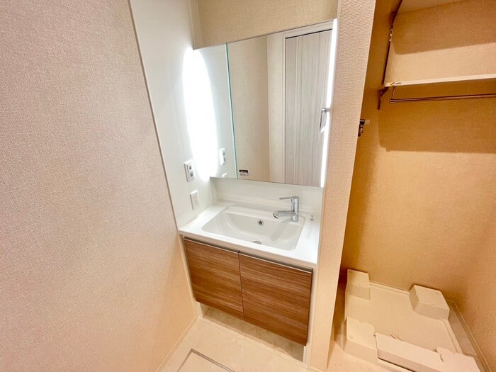 物件内観写真11　(洗面)