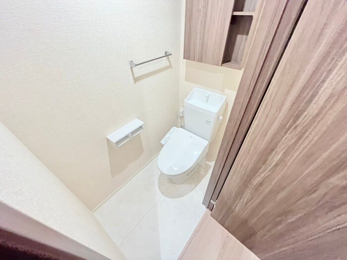 物件内観写真13　(トイレ)