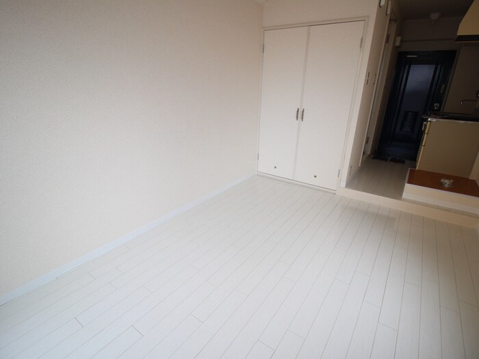 物件内観写真18　(居室)