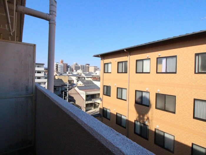 物件内観写真18　(室内からの展望)