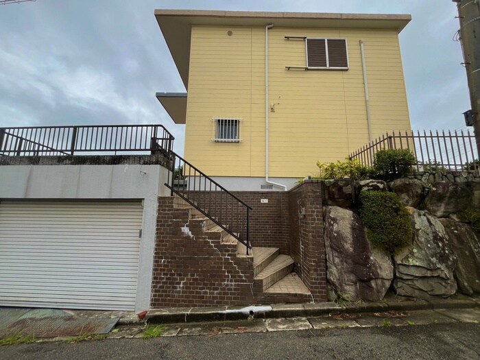 物件外観写真3　(外観写真)