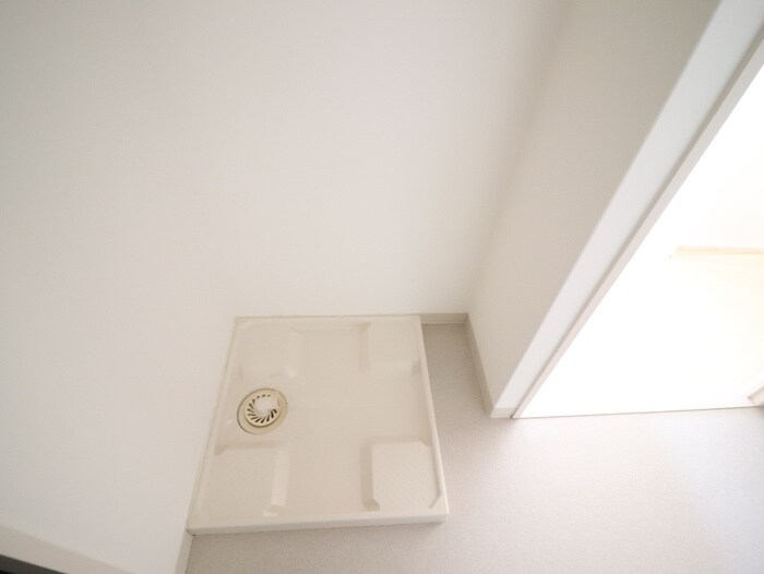 物件内観写真20　(洗濯機置場)