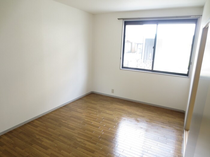 物件内観写真5　(居室)