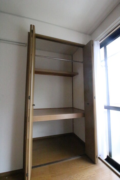 物件内観写真10　(収納)