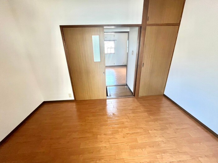 物件内観写真11　(居室)