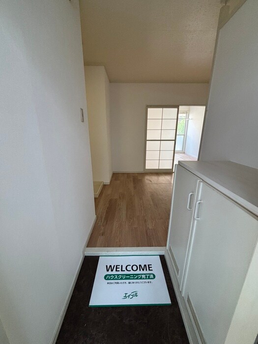 物件内観写真8　(廊下)