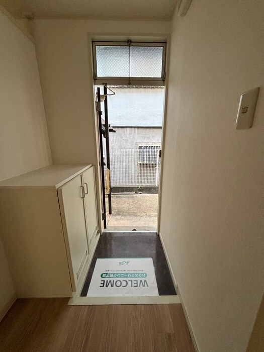 物件内観写真21　(玄関)